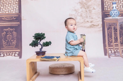 如东宝宝几个月会认人